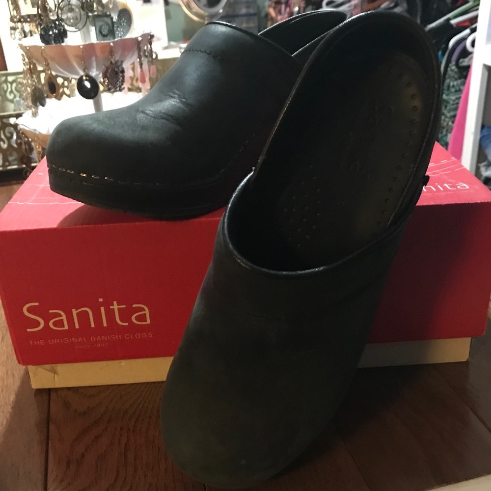 Black Sanita clogs size 36